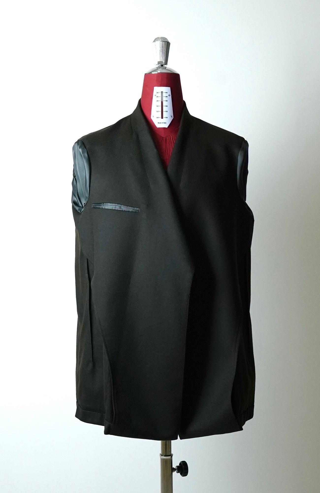 ベルテッドジャケットAW/ ￥89,980（税込)