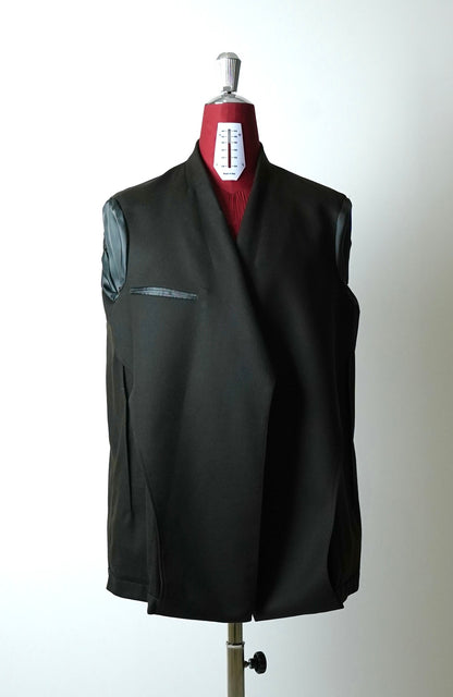 ベルテッドジャケットAW/ ￥89,980（税込)